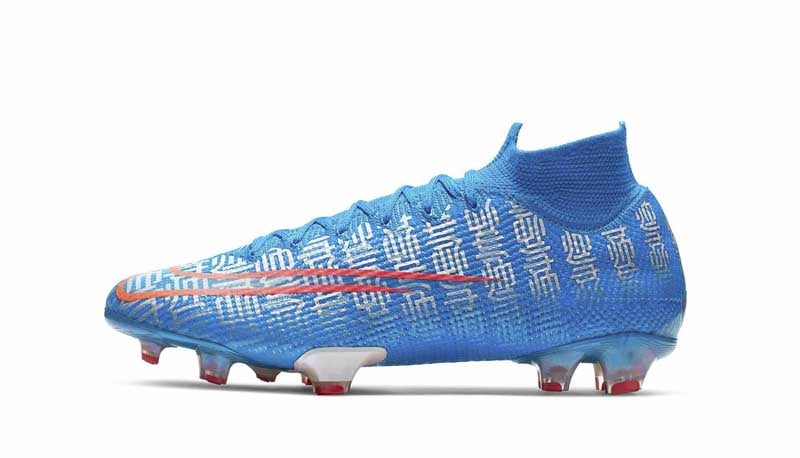 Giày đá bóng Nike Mercurial CR7